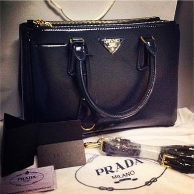 Prada Saffiano luxe tote 12